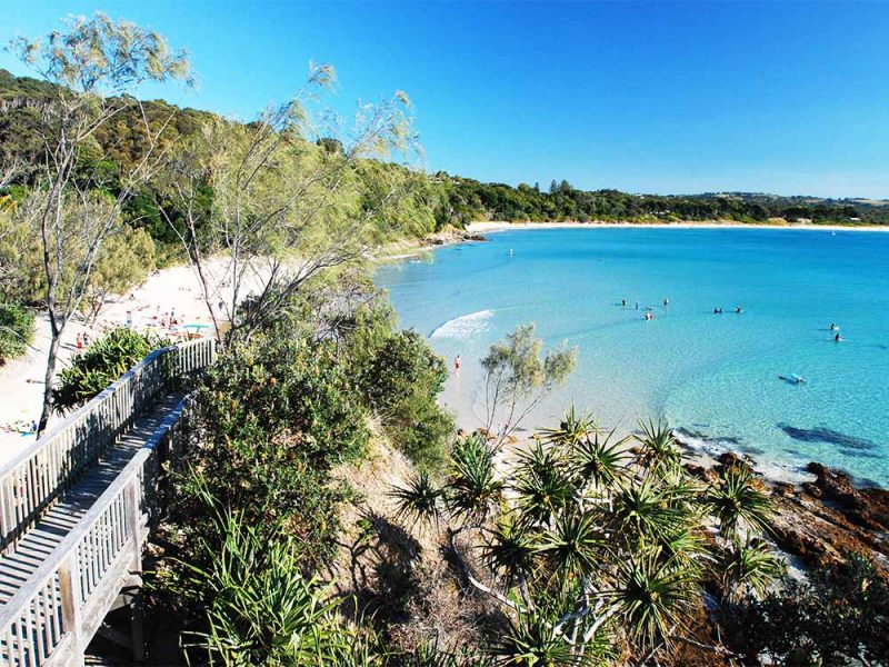 beaches byron bay