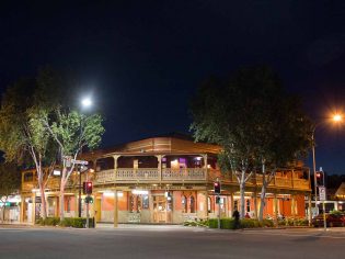 Union Club Hotel, Wagga Wagga NSW Australia